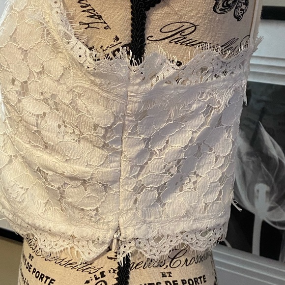 Like New White Lacy Bralette Or Halter Size 2/S/P - Picture 4 of 6